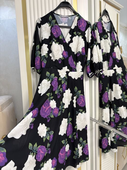 Той көйлектері сатылады.