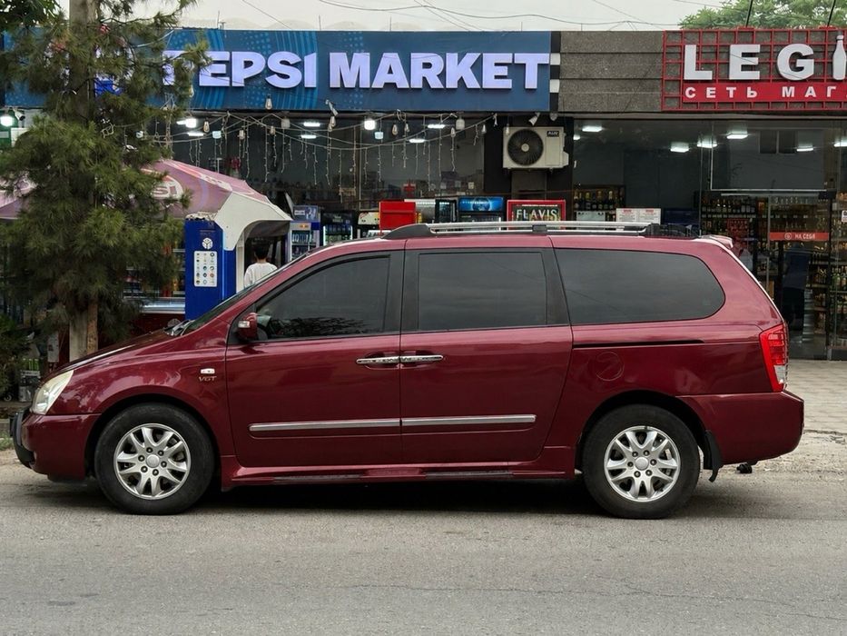 Kia Carnival 2006 yil extra long