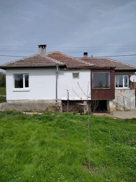 Едноетажна къща
