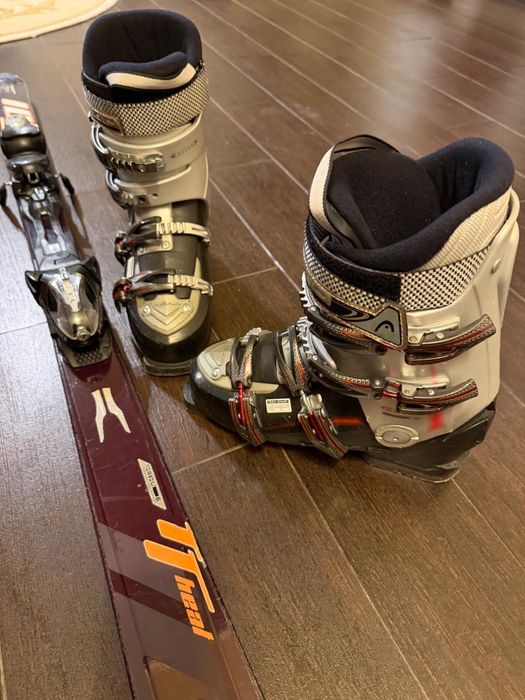 Clapari si ski-uri marca Head