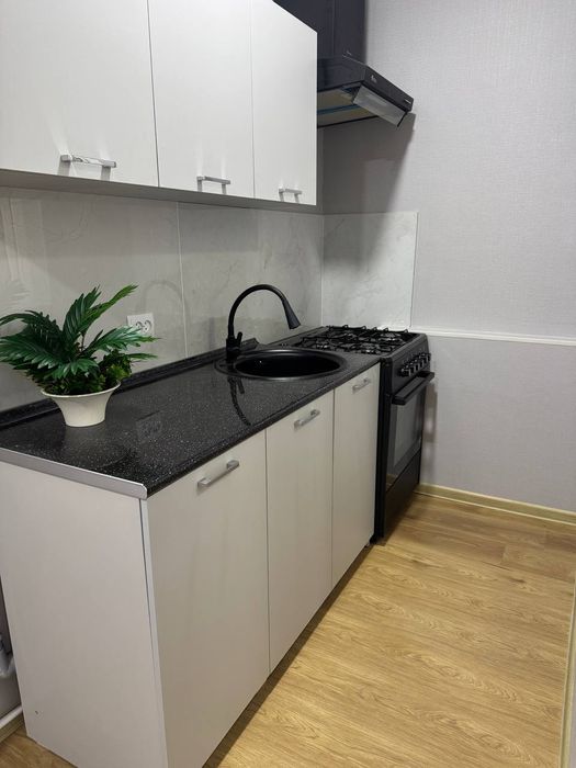 Юнусабад 8 кв 2х пер в3х. 2 этаж. Разделка. Евроремонт.