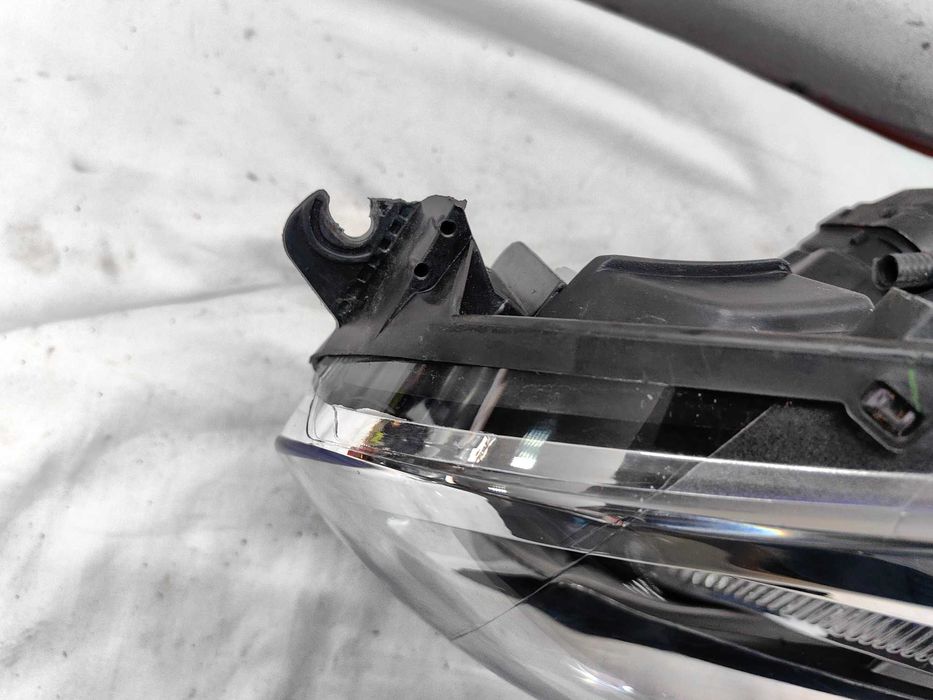 Фар Ситроен Ц1  Citroen C1