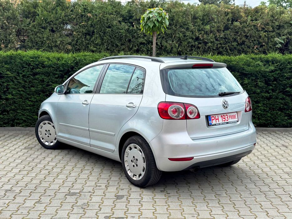 Volkswagen GOLF Plus 1.6 TDI Comfortline 2011