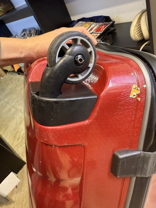 Ремонт чемоданов