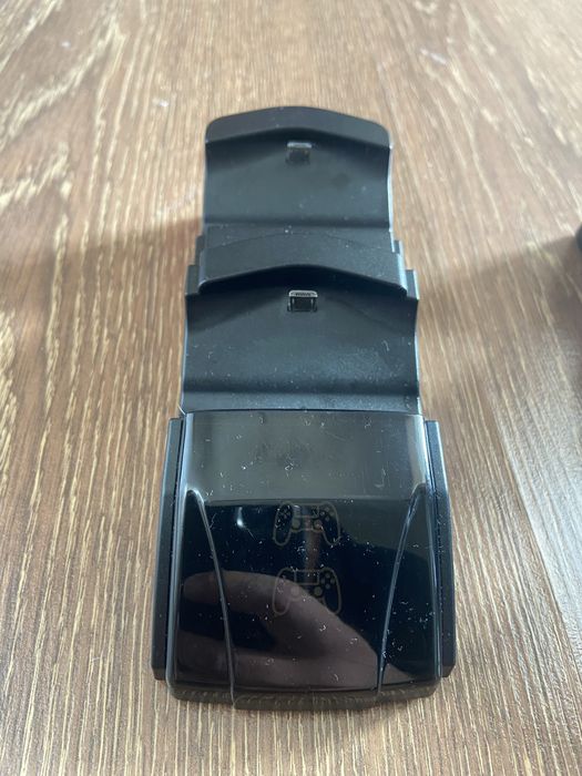 Док-станции для PlayStation 4