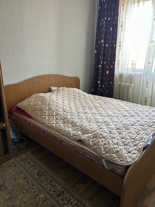 Спальный гарнитур