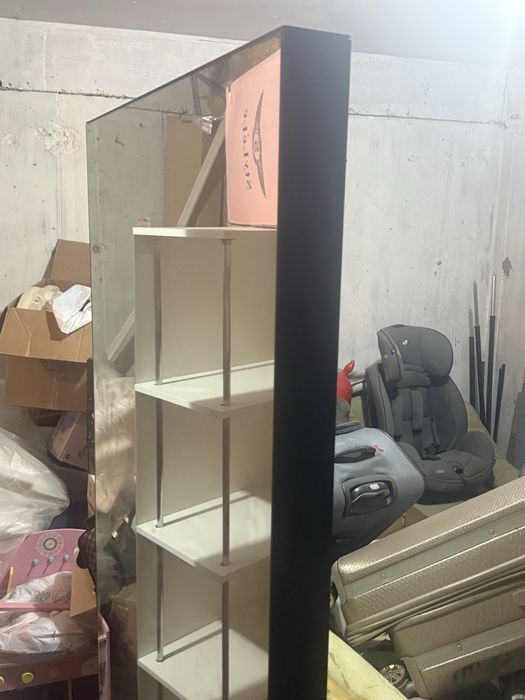 Продам большое двухстороннее зеркало