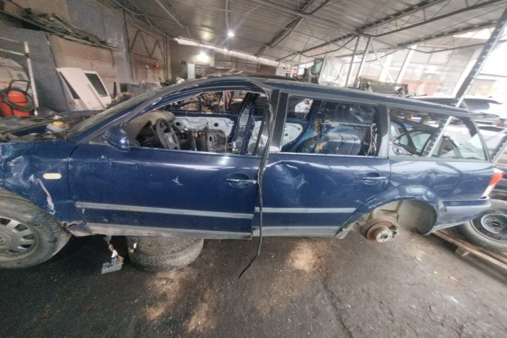Piese Volkswagen VW Passat 1999 1.9 TDI MT (115 hp)