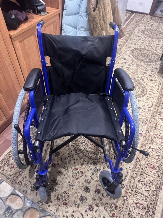 Инвалидная коляска