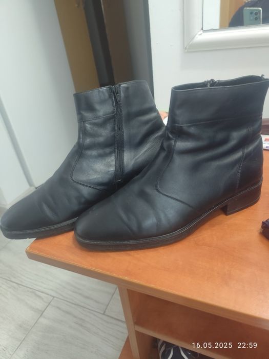 Ghete piele barbati