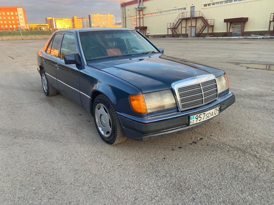 Продаю мерс в отличном состаяни