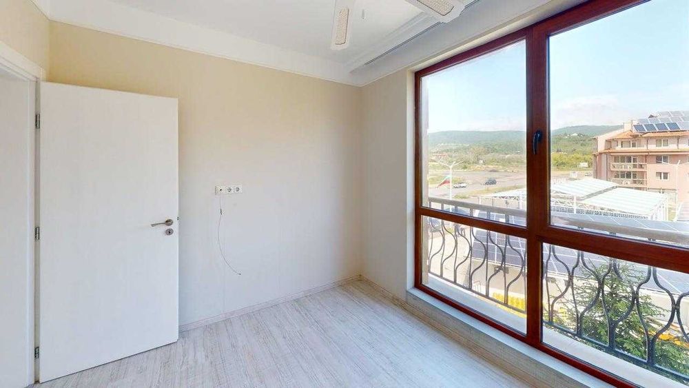 Продава се Тристаен апартамент в к.к. Слънчев бряг - 57 кв.м за 1402 €/кв.м - Снимка #7