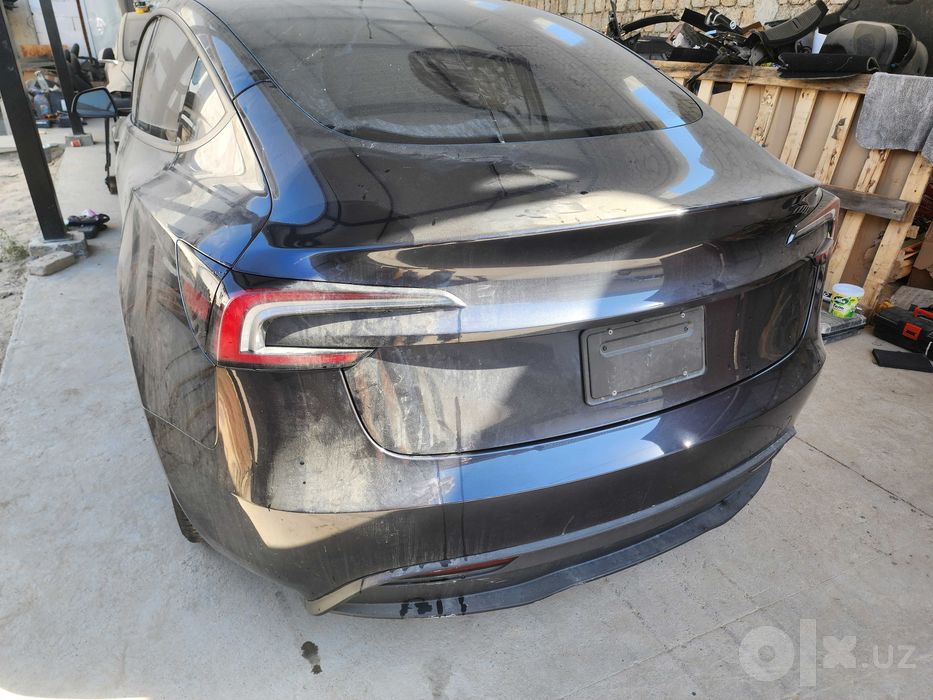 tesla model 3 Highland