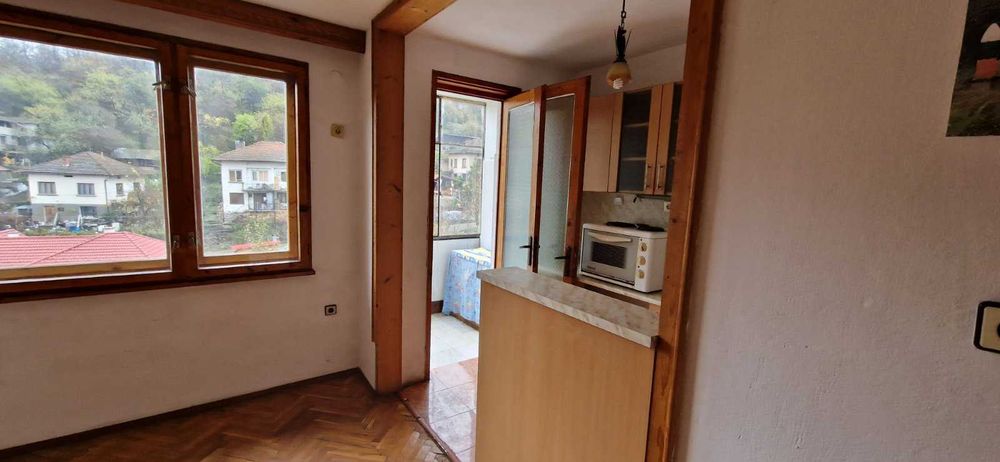 Продава се Четиристаен апартамент в Тетевен - 93 кв.м за 861 €/кв.м - Снимка #9