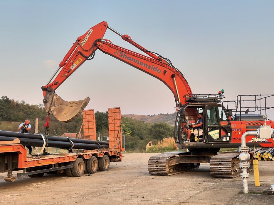 Inchiriez utilaje de constructii