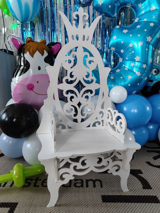 Продам трон и подставку под торт