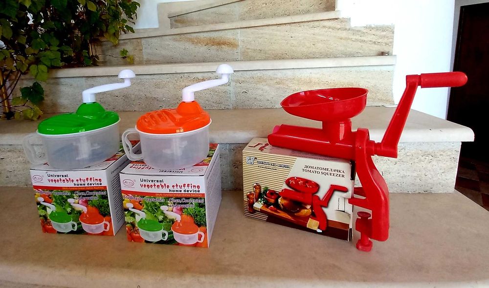 Ръчен чопър за зеленчуци, мелачка за домати, бързовар - чисто нови!