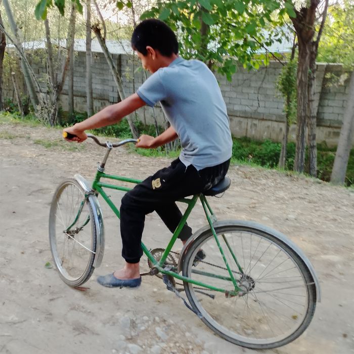 Velosiped ural aybi yoʻq aloqaga chiqurasila sheralibek sizlar bilan