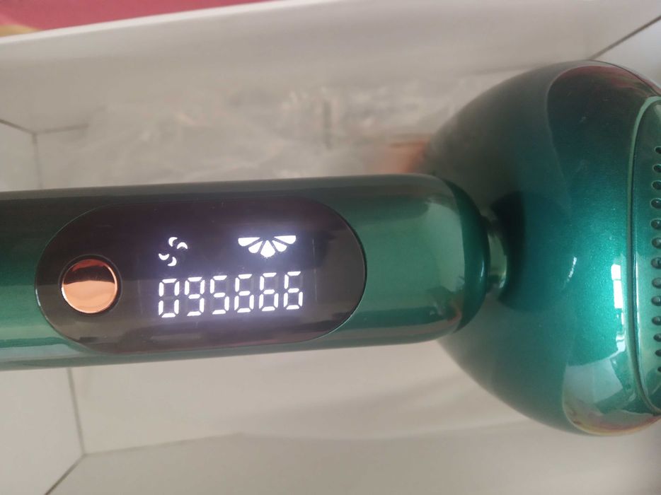 Фотоепилатор нов