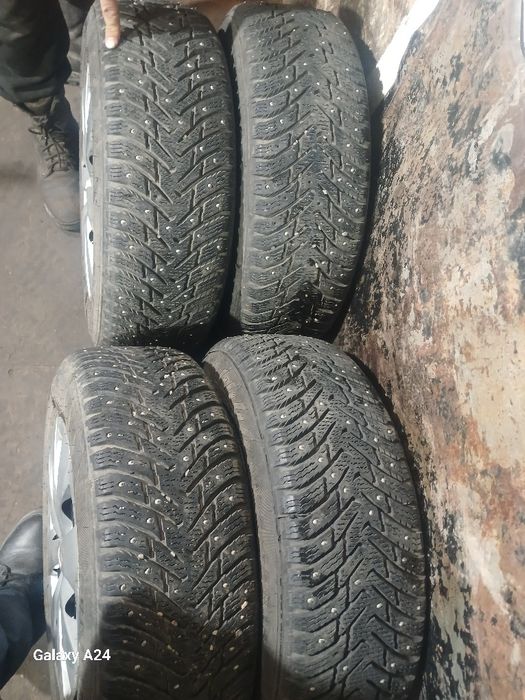 Продам в сборе от короллы на 15