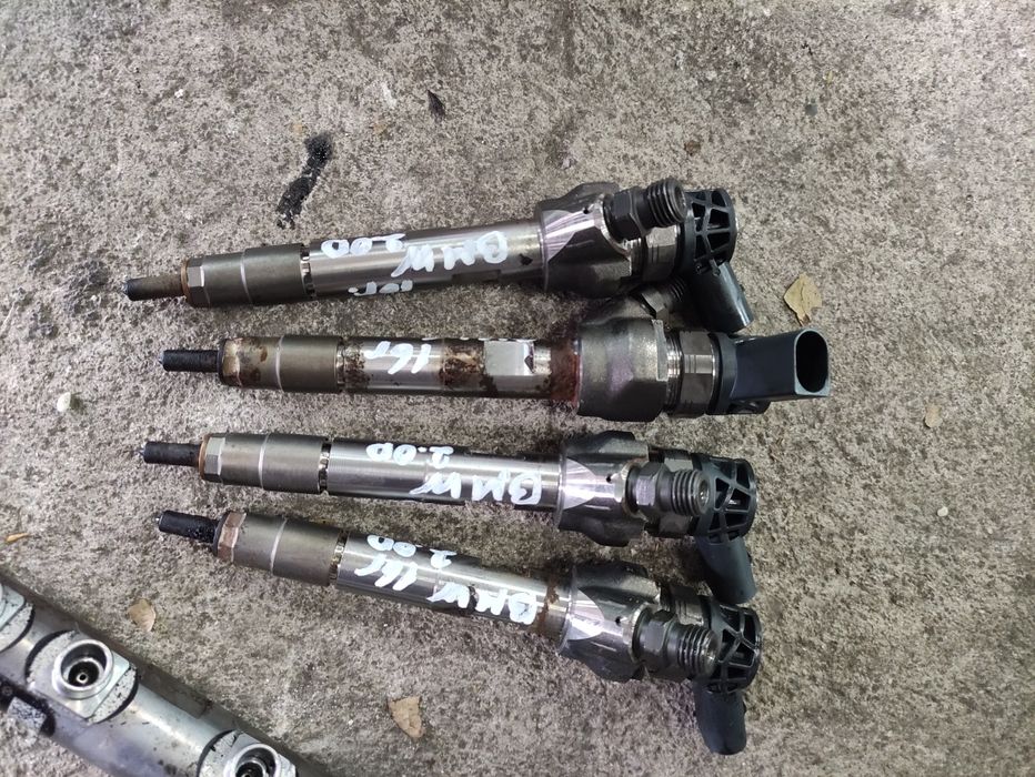 Дюзи и помпа за BMW 2.0d N47