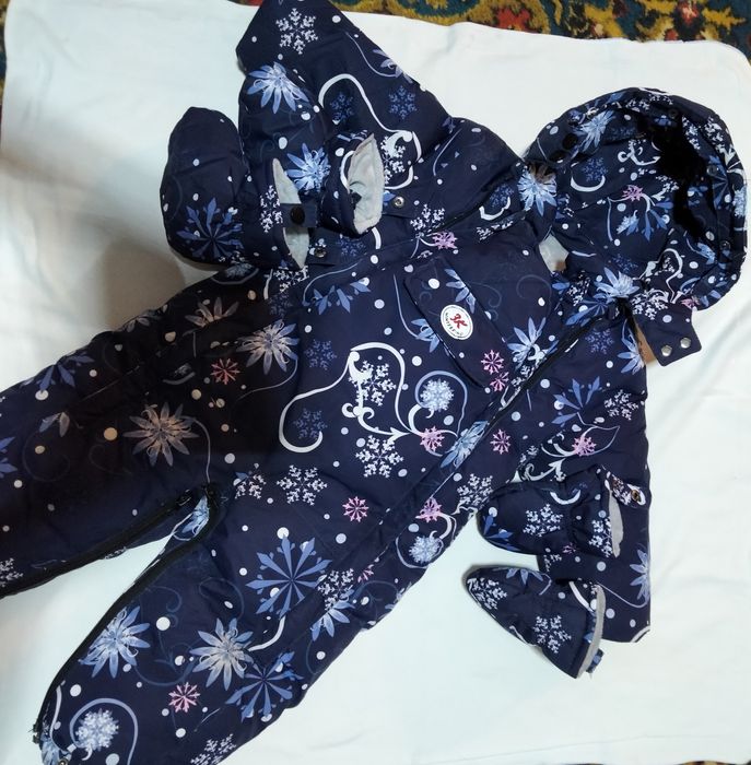 Продам комбинезон зимний