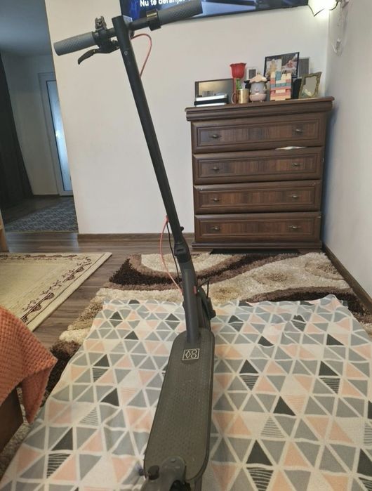 vand trotineta electrica defect  nustiu cei cu ia