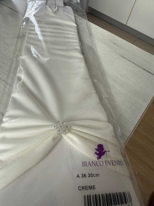 Manusi Nunta de la Bianco Evento - noi