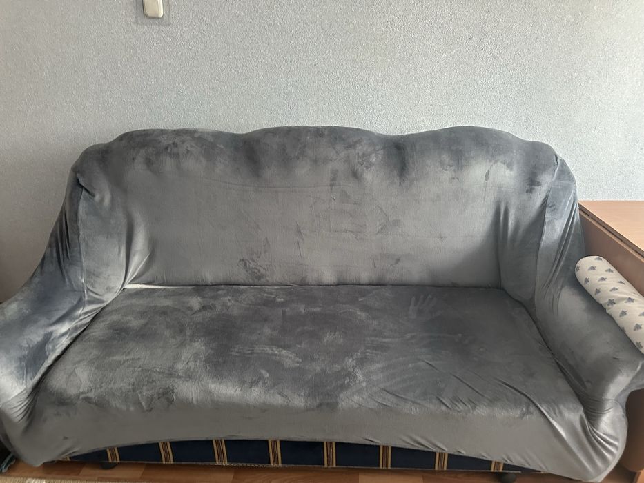 Продам диван угловой