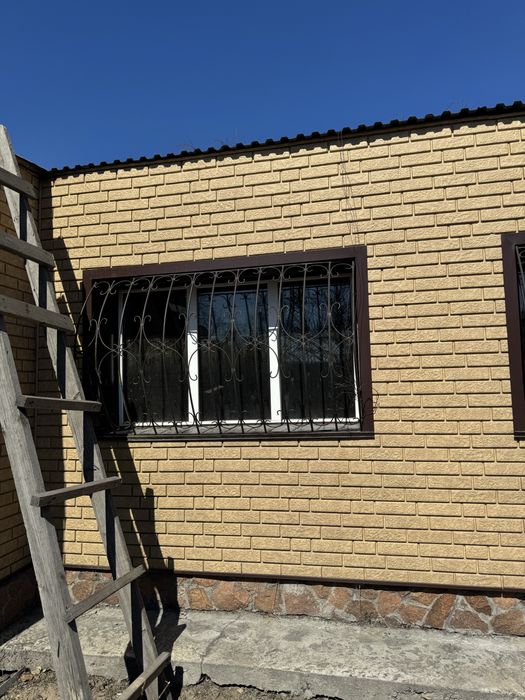 Срочно  продам пластиковые окна