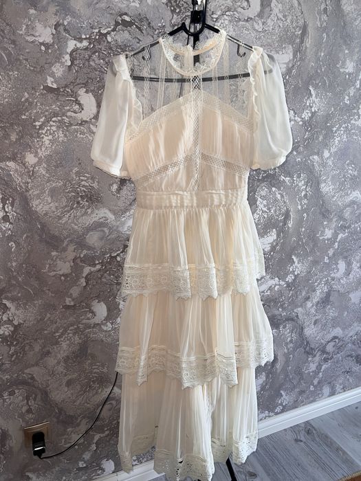 Продаётся платье