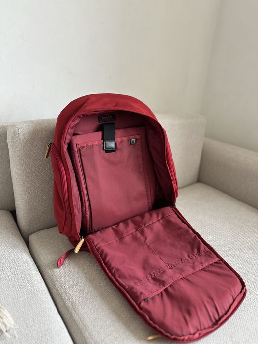 Рюкзак черный и красный Samsonite