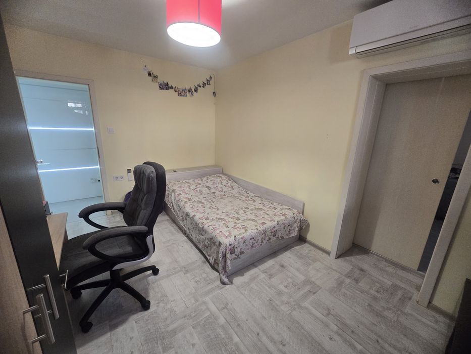 Продава се Тристаен апартамент в Бургас, Славейков - 98 кв.м за 1888 €/кв.м - Снимка #4