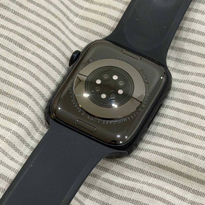 Apple Watch 9 series 45 mm