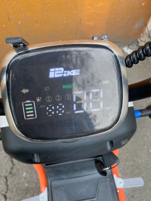 Продам электросамокат за 70к