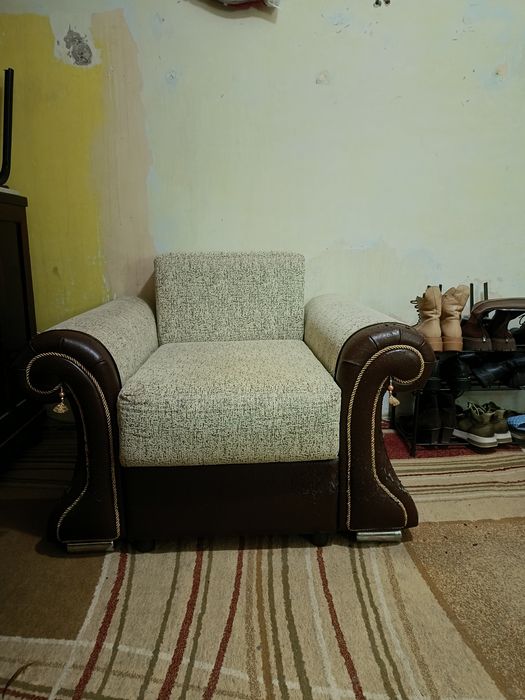 Продам кресло. С коробом