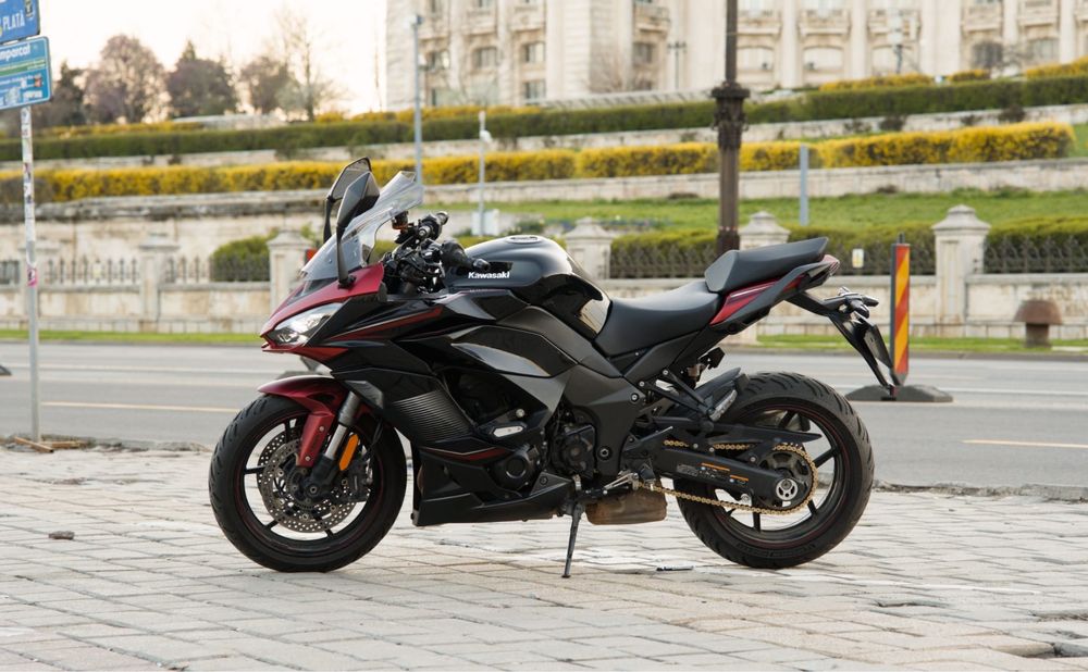 Kawasaki Ninja 1000SX