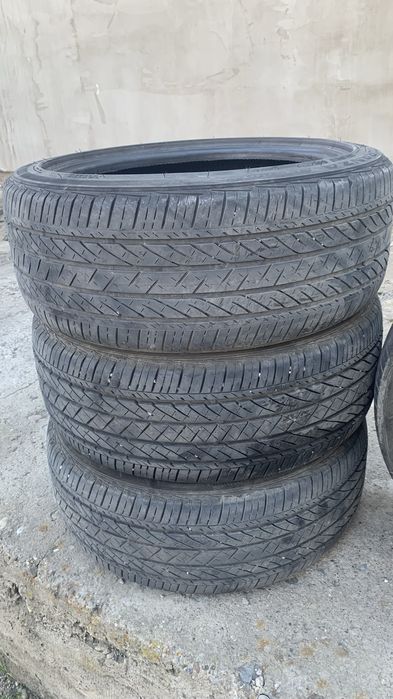 Шины летние 235/45/18