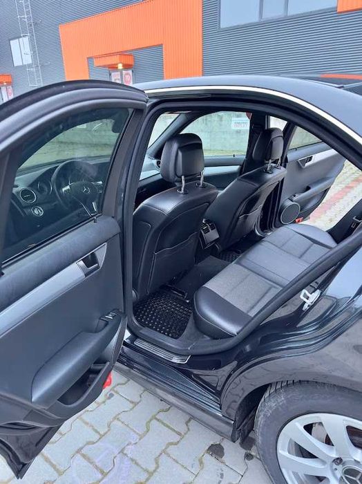 Mercedes C180 Facelift AMG Avantgarde