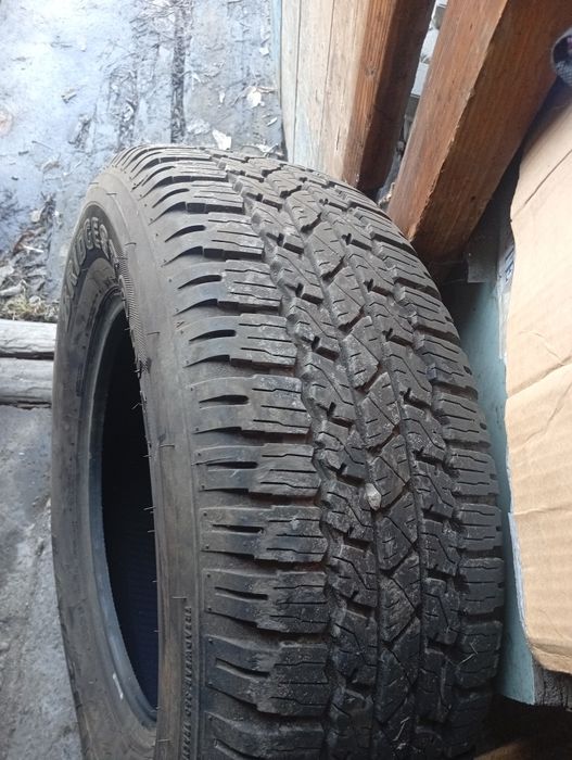 Продам Шины 265/65 R17