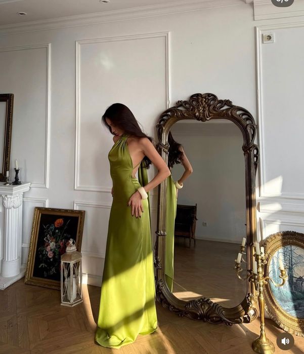 Продаю элегантное вечернее платье от бренда Diali Collection