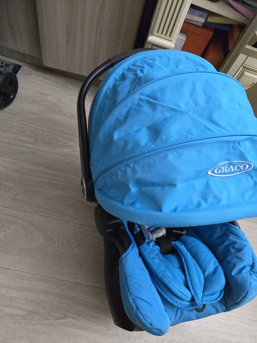Автолюлька Graco SnugRide (автокресло)