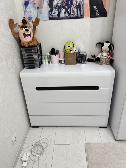 Продам спальный гарнитур