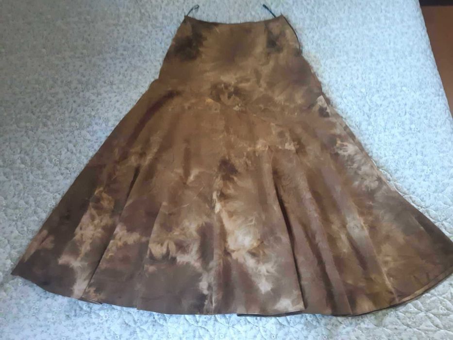 Елегантен дамски костюм