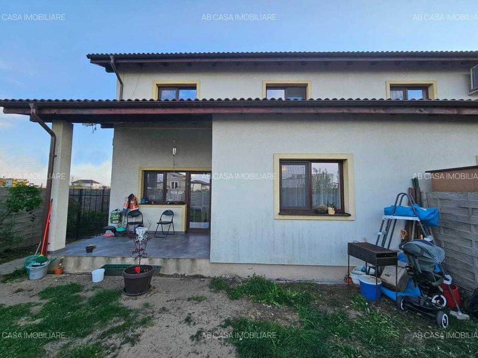 Duplex nou, P+E, 5 camere, 3 băi, perete dublu, Dumbrăvița, comision 0