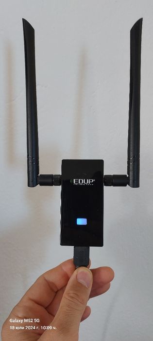 Настолен компютър с монитор Acer V223HQV