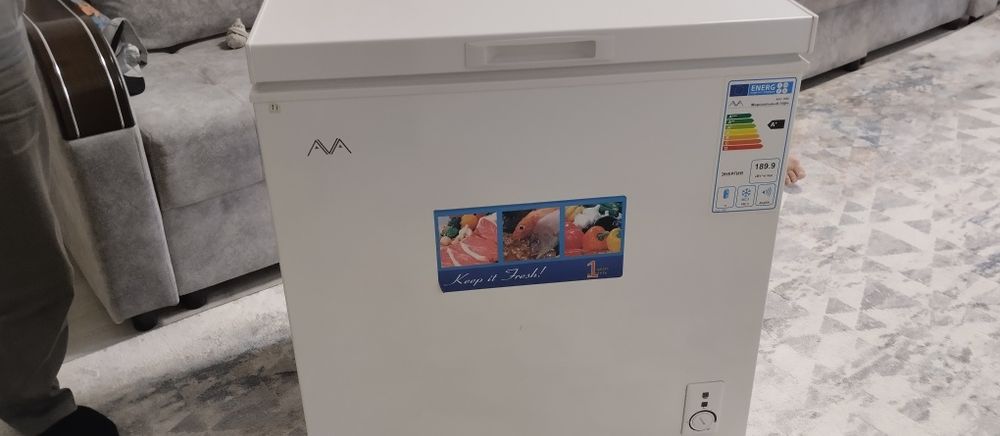 Продам срочно морозильник