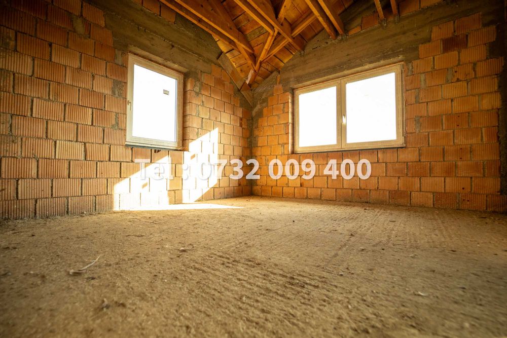 Casă la roșu P+M, 219 mp + Anexă, Teren 475 mp, Deschidere 40m, Hălchiu