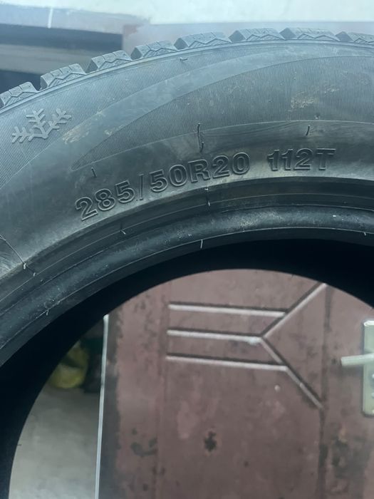 Шины 285/50R20 112Т iunk