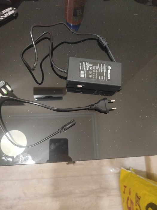 универсальный блок питания MRM-POWER MRM-427,